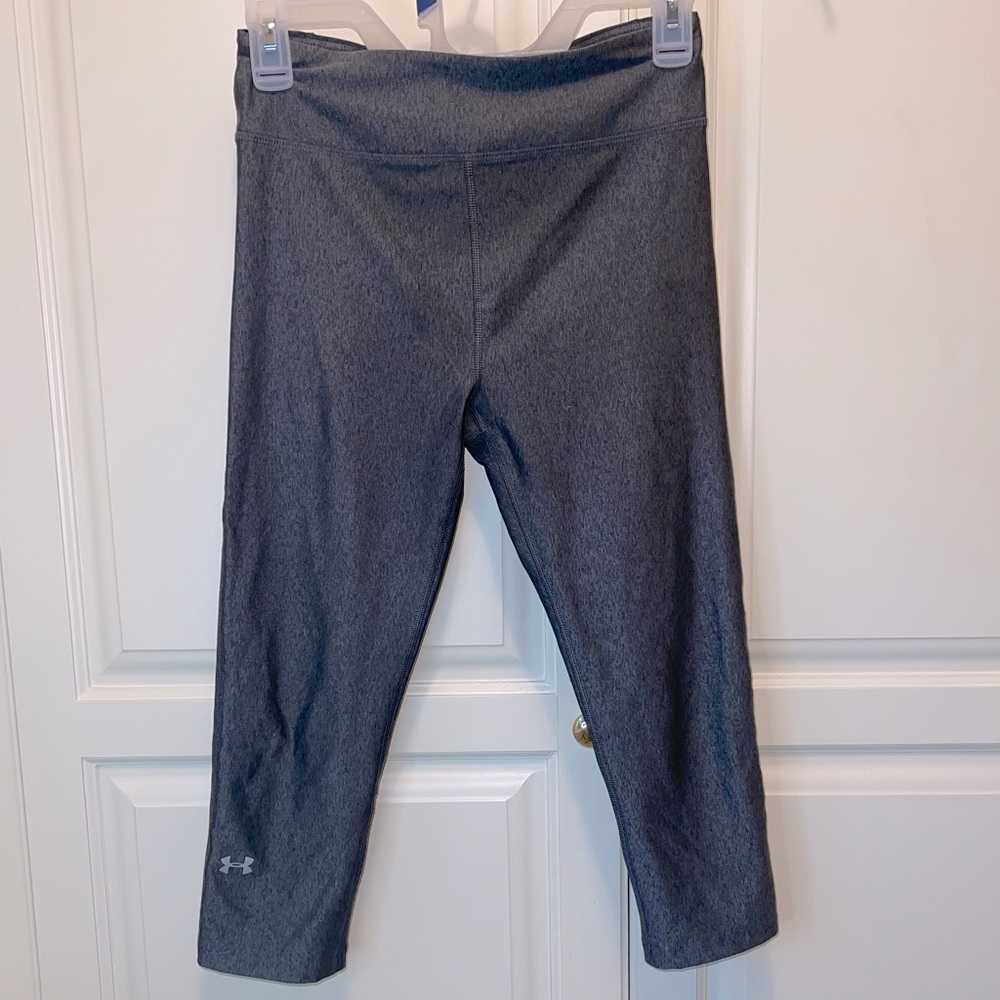Underarmour womens capri compression heat gear gray leggings size small